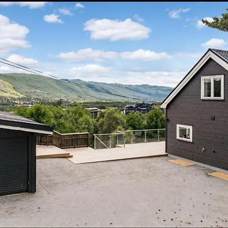 Med Veldig Sentral Beliggenhet Feriehus *